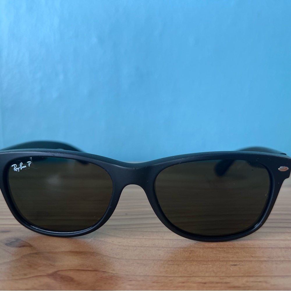 Ray-Ban Classic Black Sunglasses (wayfarer)